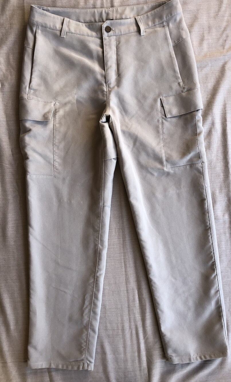 Lululemon Men’s 34 Cargo Pants Beige Stretch Utility Hiking Performance